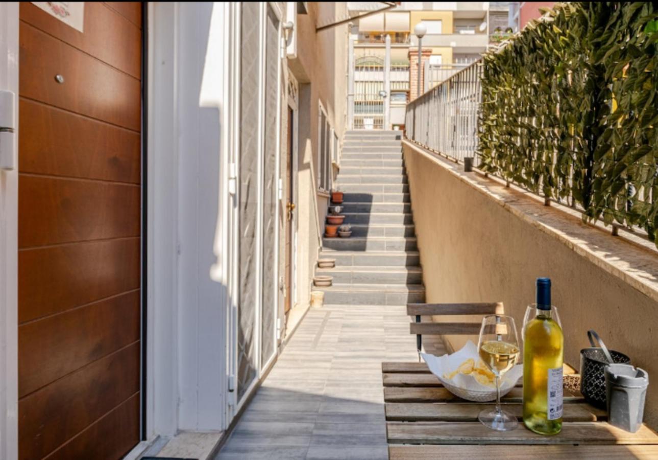 Secret Casa Bovari Metro B1 Conca D'Oro Roma Exterior foto